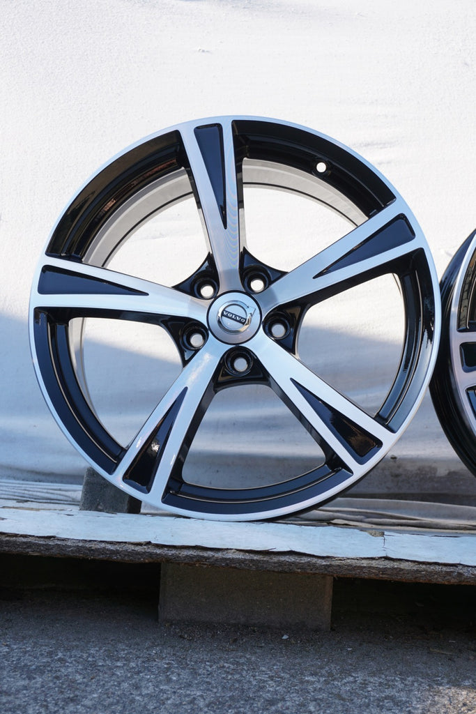 4x Alufelge 18 Zoll 8.0" 5x108 42 5ET Glanz Silber 31423515 Volvo Rim Wheel FEL7594742569mi