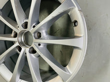 Laden Sie das Bild in den Galerie-Viewer, 1x Alufelge 17 Zoll 6.5" 5x112 44ET Glanz Silber A1774010300 Mercedes-Benz W177 FEL7842288070cj