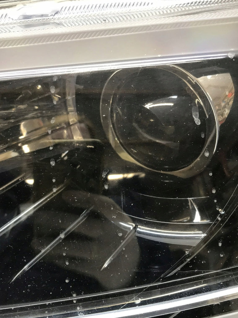 Frontscheinwerfer Skoda Superb III 3V1941015A Xenon Links Scheinwerfer Headlight