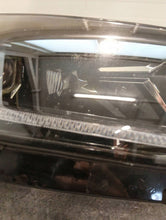 Laden Sie das Bild in den Galerie-Viewer, Frontscheinwerfer Skoda Enyaq IV 5LB941016 LED Rechts Scheinwerfer Headlight SCH4665021905xb