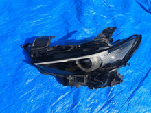 Laden Sie das Bild in den Galerie-Viewer, Frontscheinwerfer Mazda III BCJH-51040 LED Links Scheinwerfer Headlight