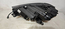 Laden Sie das Bild in den Galerie-Viewer, Frontscheinwerfer Skoda Superb I 3P1941016B LED Rechts Scheinwerfer Headlight SCH1365333869vq