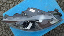 Laden Sie das Bild in den Galerie-Viewer, Frontscheinwerfer Ford Kuga III 90187826 Rechts Scheinwerfer Headlight SCH7206243193mk