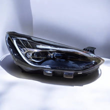 Laden Sie das Bild in den Galerie-Viewer, Frontscheinwerfer Ford Focus JX7B-13E016-AG LED Rechts Scheinwerfer Headlight SCH8078286672zn