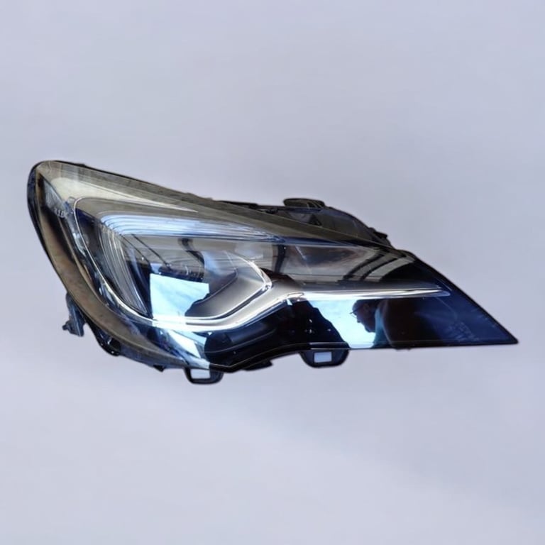 Frontscheinwerfer Opel Astra 39208461 Rechts Scheinwerfer Headlight