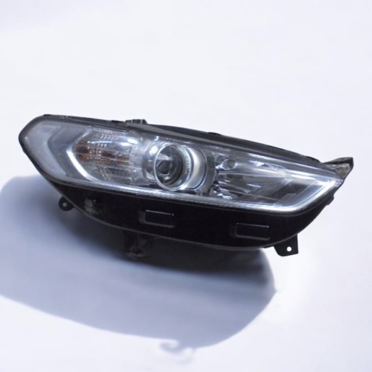 Frontscheinwerfer Ford Mondeo Rechts Scheinwerfer Headlight