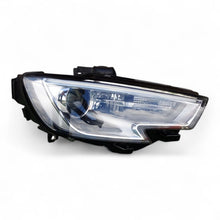 Laden Sie das Bild in den Galerie-Viewer, Frontscheinwerfer Audi A3 8V0941006E Xenon Rechts Scheinwerfer Headlight SCH1035163781jr
