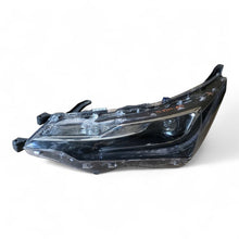 Load image into Gallery viewer, Frontscheinwerfer Toyota Corolla 81150-02L70 Links Scheinwerfer Headlight SCH5356640183ug