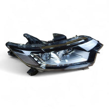 Laden Sie das Bild in den Galerie-Viewer, Frontscheinwerfer Mitsubishi Outlander I 8301C8-64 LED Rechts Headlight SCH7026212566ef