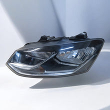 Load image into Gallery viewer, Frontscheinwerfer VW Polo 6C1941005 Links Scheinwerfer Headlight