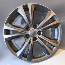 Load image into Gallery viewer, 1x Alufelge 18 Zoll 7.5&quot; 5x112 6856069 BMW X1 F48 Rim Wheel