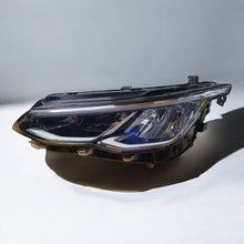 Load image into Gallery viewer, Frontscheinwerfer VW Golf VIII 5H1941005 90150890 LED Links Headlight SCH6400511012kj