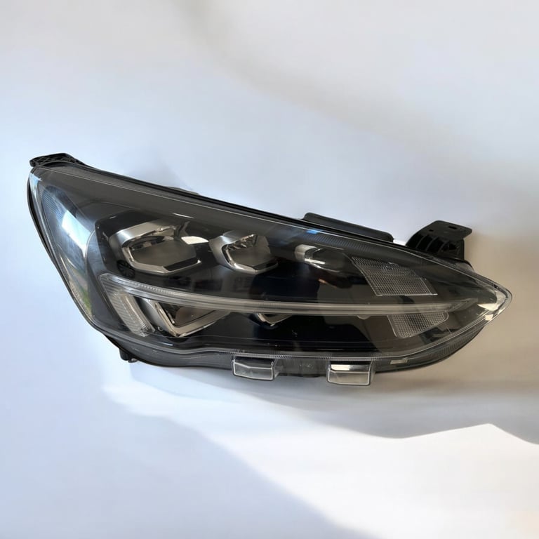 Frontscheinwerfer Ford Focus MX7B-13E014-EB LED Rechts Scheinwerfer Headlight