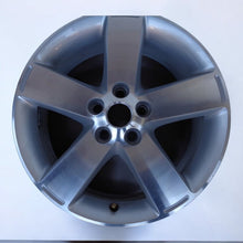 Laden Sie das Bild in den Galerie-Viewer, 1x Alufelge 17 Zoll 7.0&quot; 5x108 55ET Glanz Silber 7M2J1007-AA Ford Galaxy