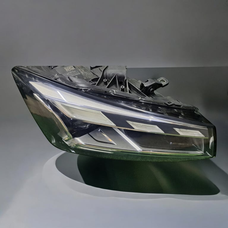 Frontscheinwerfer Audi Q2 81A941036 LED Rechts Scheinwerfer Headlight SCH9449412043ds