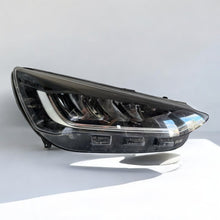 Laden Sie das Bild in den Galerie-Viewer, Frontscheinwerfer Ford Focus NX7B-13E014-CD Rechts Scheinwerfer Headlight