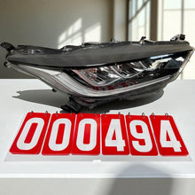 Laden Sie das Bild in den Galerie-Viewer, Frontscheinwerfer Toyota 4 Yaris LED Rechts Scheinwerfer Headlight SCH8300656488bw