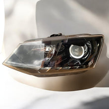 Load image into Gallery viewer, Frontscheinwerfer Skoda Fabia III 6V1941015B 6V1941016A Rechts oder Links