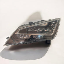 Load image into Gallery viewer, Frontscheinwerfer Seat Leon 90112754 LED Links Scheinwerfer Headlight