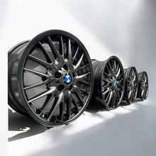 Laden Sie das Bild in den Galerie-Viewer, 4x Alufelge 18 Zoll 8.0&quot; 5x120 47ET BMW E46 E91 F30 E90 E92 F31 Rim Wheel