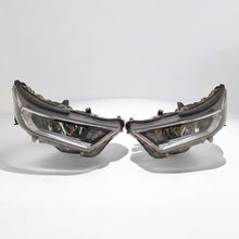 Laden Sie das Bild in den Galerie-Viewer, Frontscheinwerfer Toyota Rav V 4 877678-09 LED Ein Stück (Rechts oder Links)
