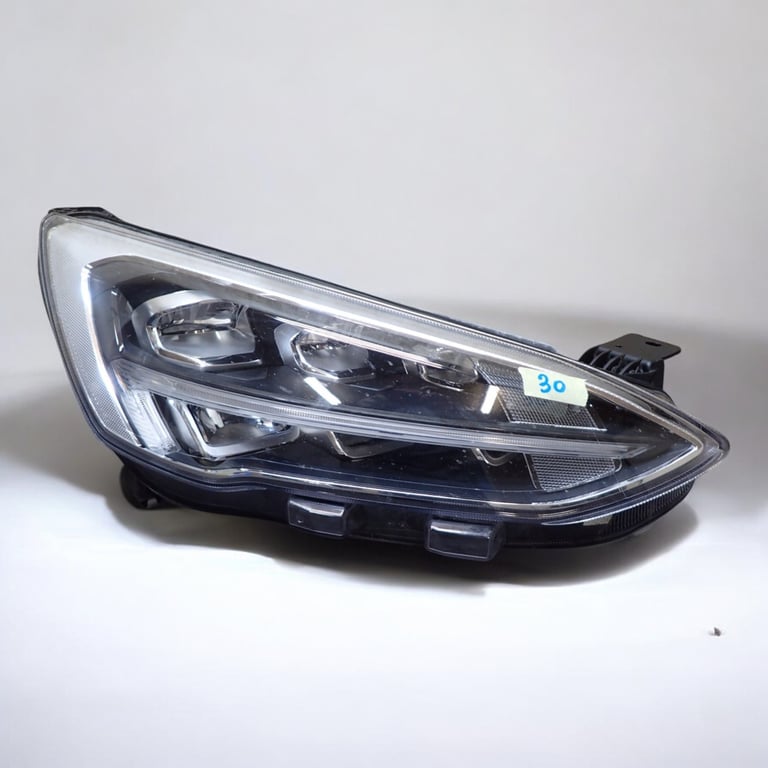 Frontscheinwerfer Ford Focus JX7B-13E014-AE Rechts Scheinwerfer Headlight