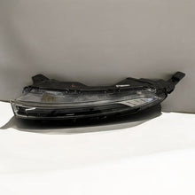 Load image into Gallery viewer, Frontscheinwerfer Hyundai Bayon 92207Q0500 Links Scheinwerfer Headlight