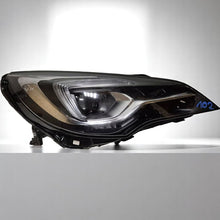 Laden Sie das Bild in den Galerie-Viewer, Frontscheinwerfer Opel Astra 39111150 662588537 Full LED Rechts Headlight SCH7509826253ag