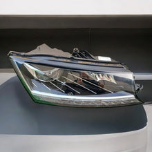 Laden Sie das Bild in den Galerie-Viewer, Frontscheinwerfer Skoda Fabia III 6V1941016E Full LED Rechts Headlight SCH3207619259th