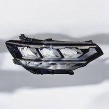 Laden Sie das Bild in den Galerie-Viewer, Frontscheinwerfer VW Passat B8 3G1941036P LED Rechts Scheinwerfer Headlight