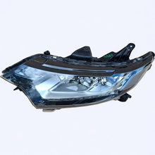 Laden Sie das Bild in den Galerie-Viewer, Frontscheinwerfer Mitsubishi Outlander III 4BX15 8301C8-63 LED Links Headlight