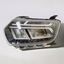 Laden Sie das Bild in den Galerie-Viewer, Frontscheinwerfer Dacia Duster 260602515R Full LED Links Scheinwerfer Headlight
