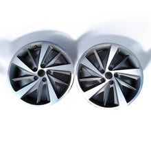 Load image into Gallery viewer, 1x Alufelge 18 Zoll 7.5&quot; 5x112 51ET Glanz Grau 5F0601025E Mg Leon Rim Wheel