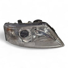 Laden Sie das Bild in den Galerie-Viewer, Frontscheinwerfer Saab 93 9-3 Xenon Rechts Scheinwerfer Headlight