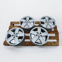 Load image into Gallery viewer, 4x Alufelge 17 Zoll 7.0" 5x120 55ET Glanz Silber 7H0601025 VW T6 T5 Rim Wheel FEL5706080644yz