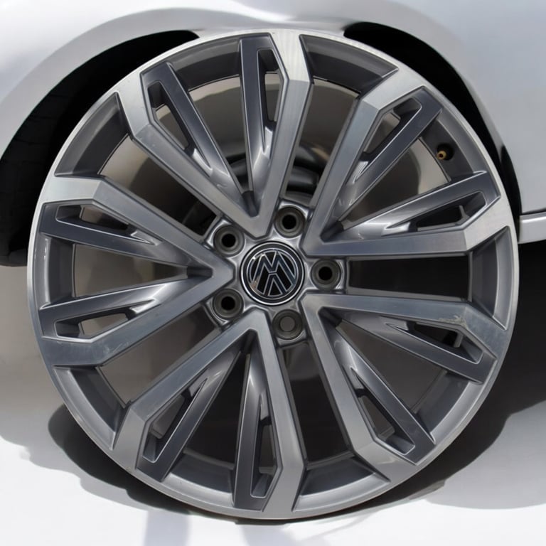 4x Alufelge 18 Zoll 7.0" 5x112 45ET Glanz Grau 2GA601025 Mg Rim Wheel