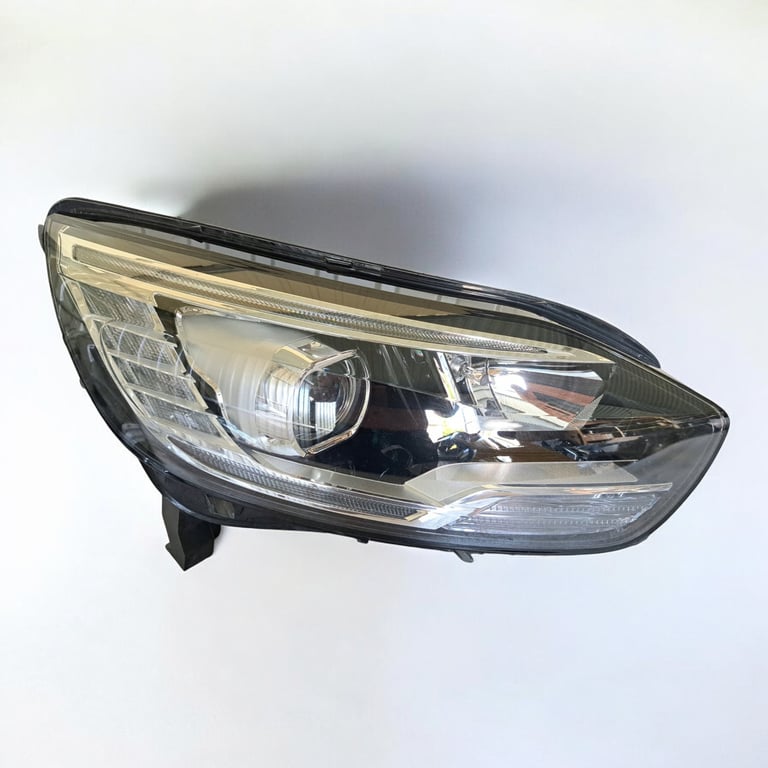 Frontscheinwerfer Renault Grand Scenic 260100943 LED Rechts Headlight