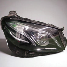 Laden Sie das Bild in den Galerie-Viewer, Frontscheinwerfer Mercedes-Benz W213 A2139067606 LED Rechts Headlight SCH1069101203me