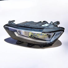 Laden Sie das Bild in den Galerie-Viewer, Frontscheinwerfer VW T-Roc 2GA941005B Ein Stück (Rechts oder Links) Headlight