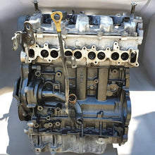 Load image into Gallery viewer, Motor Hyundai Tucson D4EA 2.0 CRDi 140PS 144TKm Diesel Engine Unkomplett