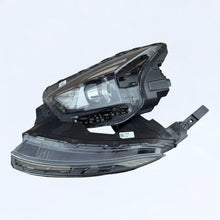 Load image into Gallery viewer, Frontscheinwerfer Hyundai Bayon 92101Q0500 Links Scheinwerfer Headlight