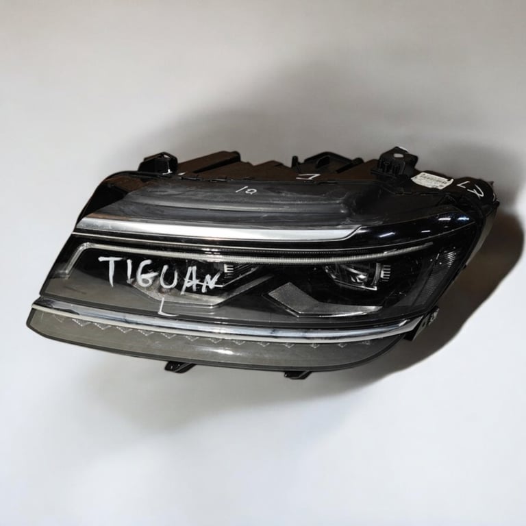 Frontscheinwerfer VW Tiguan 5NB941081D Full LED Links Scheinwerfer Headlight
