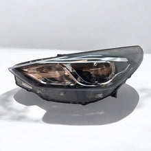 Laden Sie das Bild in den Galerie-Viewer, Frontscheinwerfer Hyundai I30 III G4921-64010 Links Scheinwerfer Headlight SCH7276952356mu