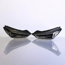 Load image into Gallery viewer, Frontscheinwerfer Hyundai Tucson 92100-D7700 Full LED Rechts oder Links SCH5143829776es
