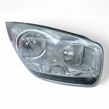 Load image into Gallery viewer, Frontscheinwerfer Kia Venga 030125720200 Rechts Scheinwerfer Headlight