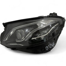 Laden Sie das Bild in den Galerie-Viewer, Frontscheinwerfer Mercedes-Benz W213 A2139069508 LED Rechts oder Links SCH4441742838df