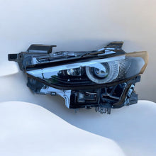 Laden Sie das Bild in den Galerie-Viewer, Frontscheinwerfer Mazda BCJH-51040 LED Links Scheinwerfer Headlight