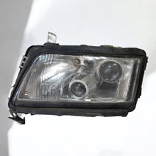 Laden Sie das Bild in den Galerie-Viewer, Frontscheinwerfer Audi A8 Xenon Rechts Scheinwerfer Headlight