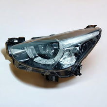 Laden Sie das Bild in den Galerie-Viewer, Frontscheinwerfer Mazda 2 D09K-51040 Full LED Links Scheinwerfer Headlight
