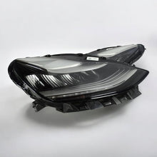 Laden Sie das Bild in den Galerie-Viewer, Frontscheinwerfer Tesla 3 1077376-00-3 Rechts Scheinwerfer Headlight
